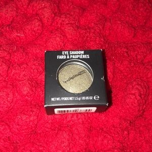 Mac GreenSmoke Eyeshadow Never Used Brand New!